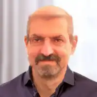 Николаев Денис Артемович